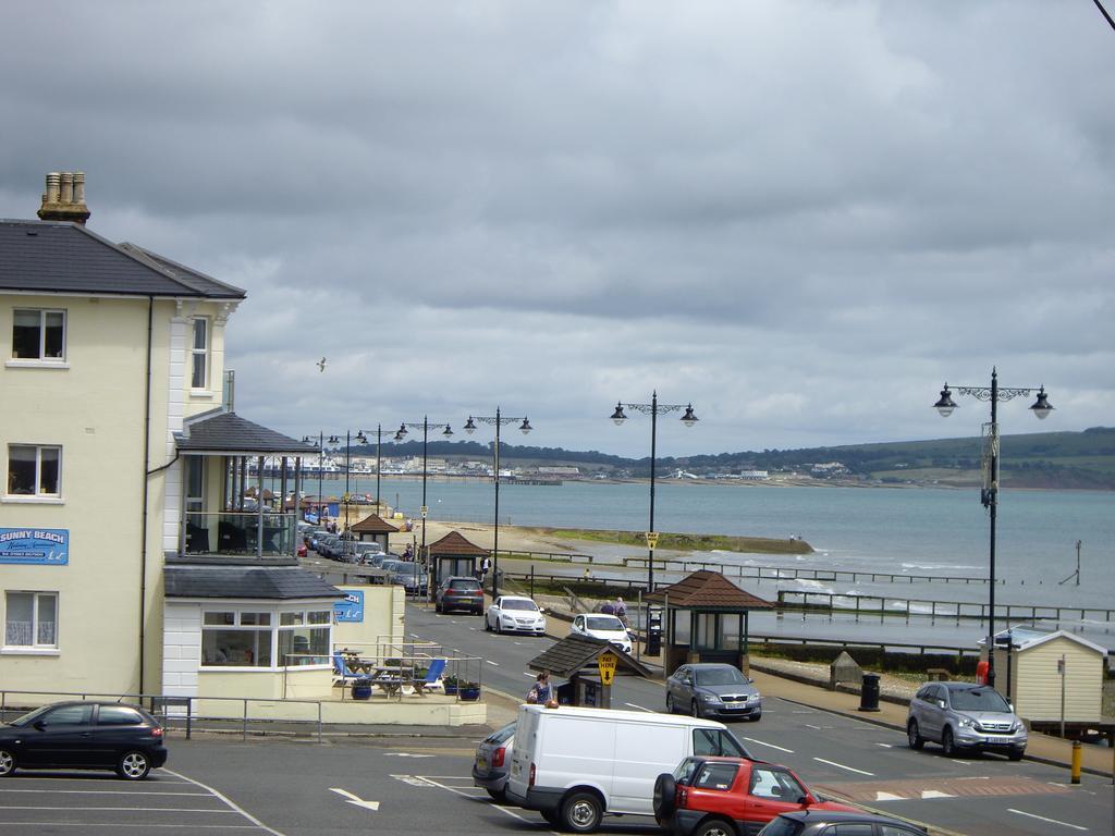 Pink Beach Guest House Shanklin Exteriör bild